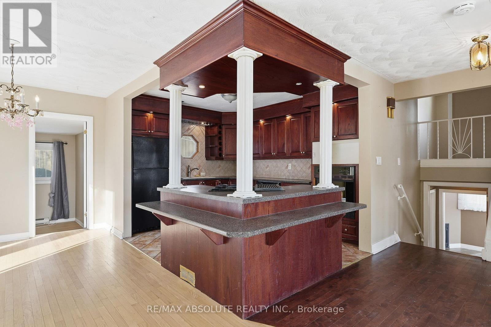 408-410 Allen Boulevard, Ottawa, Ontario  K1L 7B5 - Photo 11 - X12791108