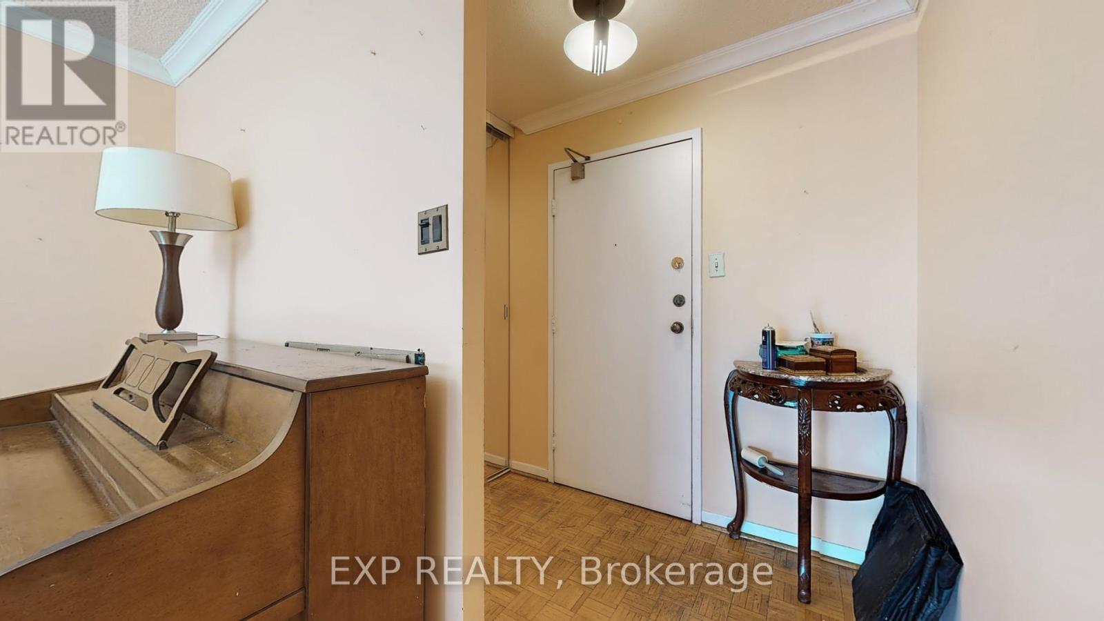 301 - 10 Tangreen Court, Toronto, Ontario  M2M 4B9 - Photo 2 - C12791114