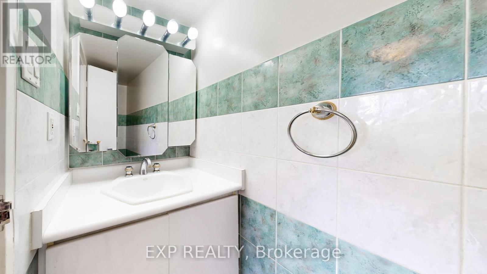 301 - 10 Tangreen Court, Toronto, Ontario  M2M 4B9 - Photo 22 - C12791114