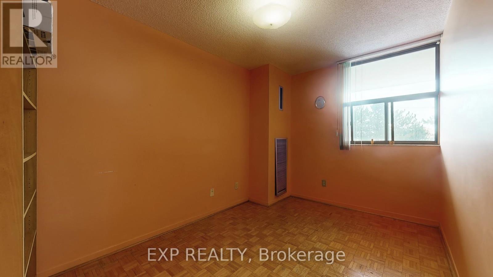 301 - 10 Tangreen Court, Toronto, Ontario  M2M 4B9 - Photo 25 - C12791114