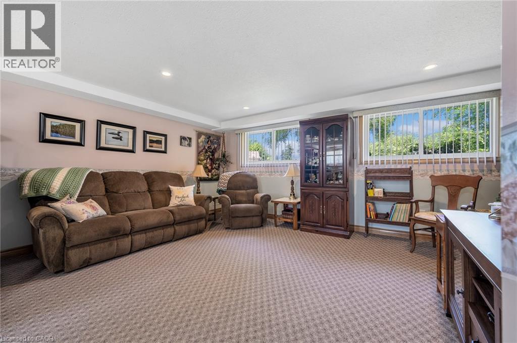 54 Valley Road, St. Catharines, Ontario  L2S 1Y6 - Photo 20 - 40772380