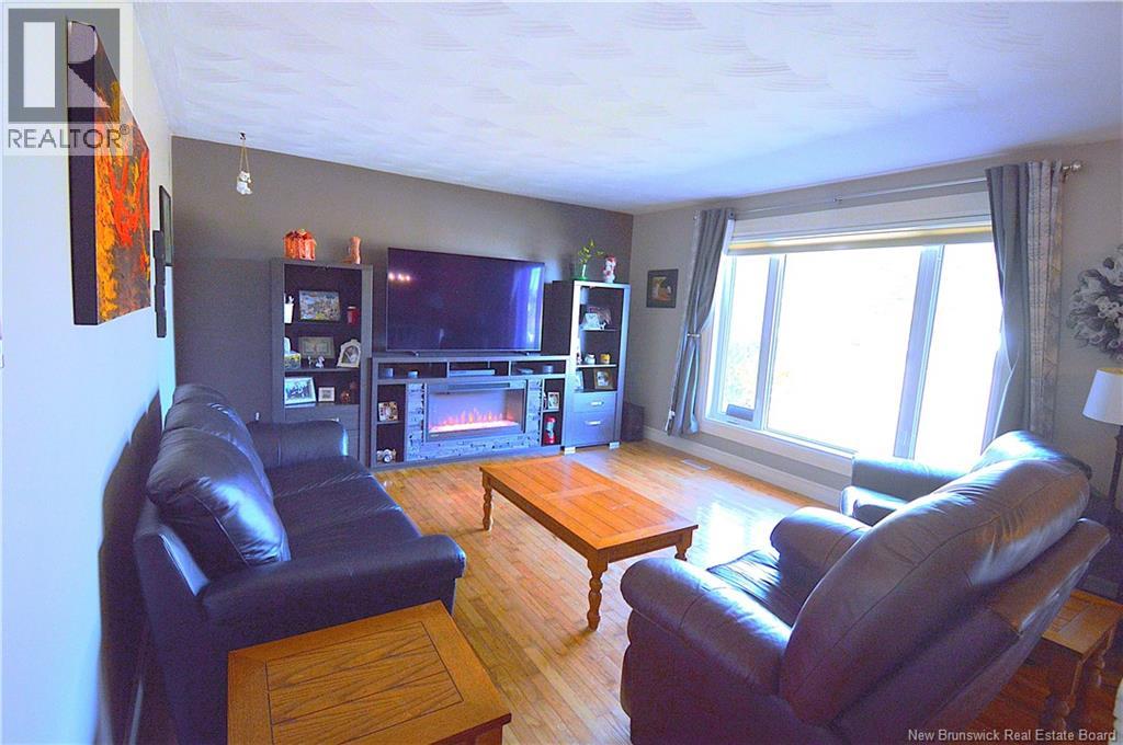 671 Main St., Shediac, New Brunswick  E4P 2C8 - Photo 6 - NB127614