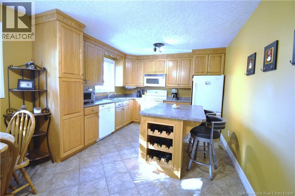 671 Main St., Shediac, New Brunswick  E4P 2C8 - Photo 5 - NB127614