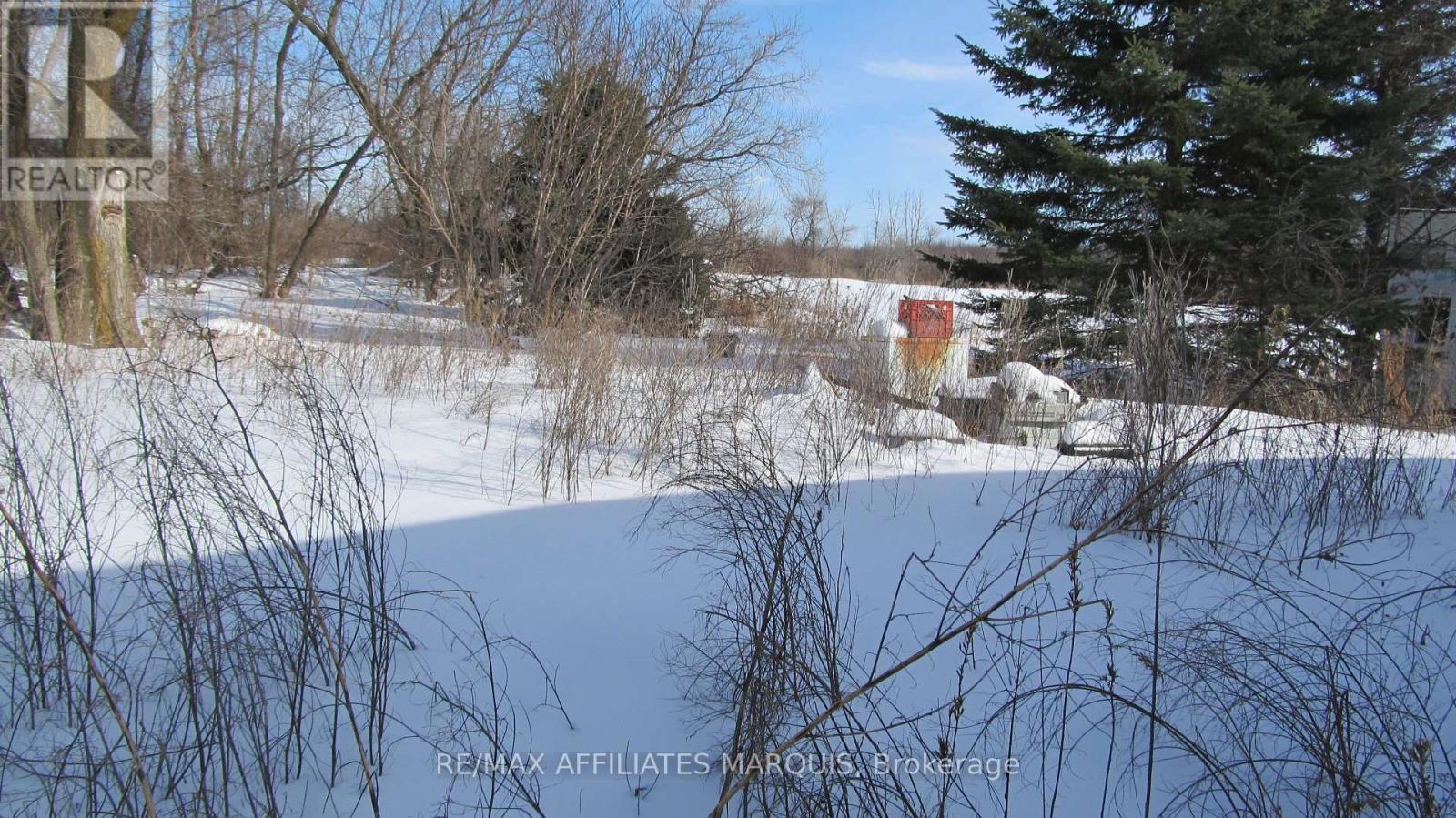 15554 Saving Street, South Stormont, Ontario  K0C 1Y0 - Photo 4 - X12791124