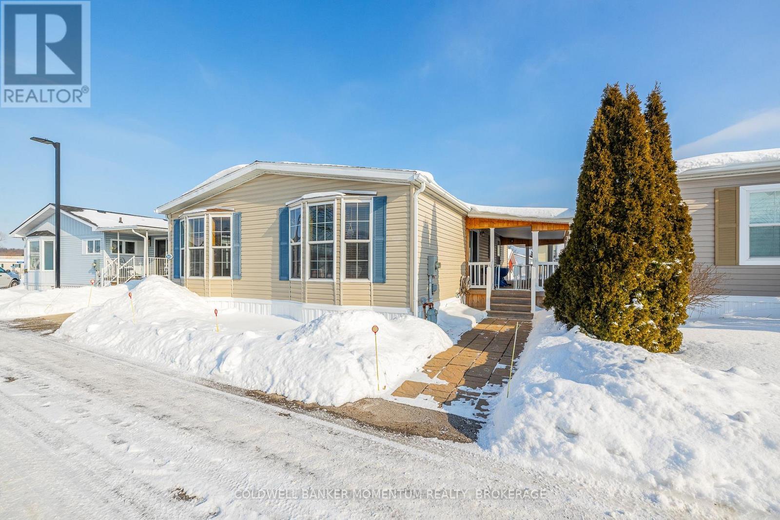 365 - 3033 Townline Road, Fort Erie, Ontario L0S 1S1 - Photo 4 - X12791118