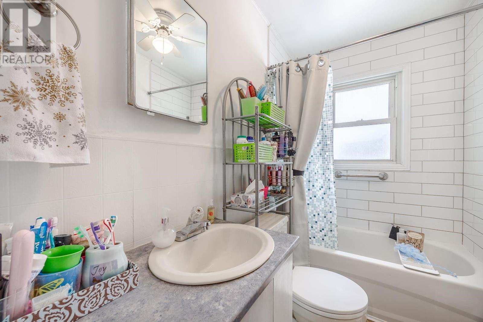 183 Henrietta Ave, Sault Ste. Marie, Ontario  P6C 2A2 - Photo 18 - SM260302