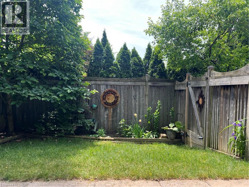 1036 Fernridge Common, Burlington, Ontario  L7T 1G1 - Photo 31 - 40802174