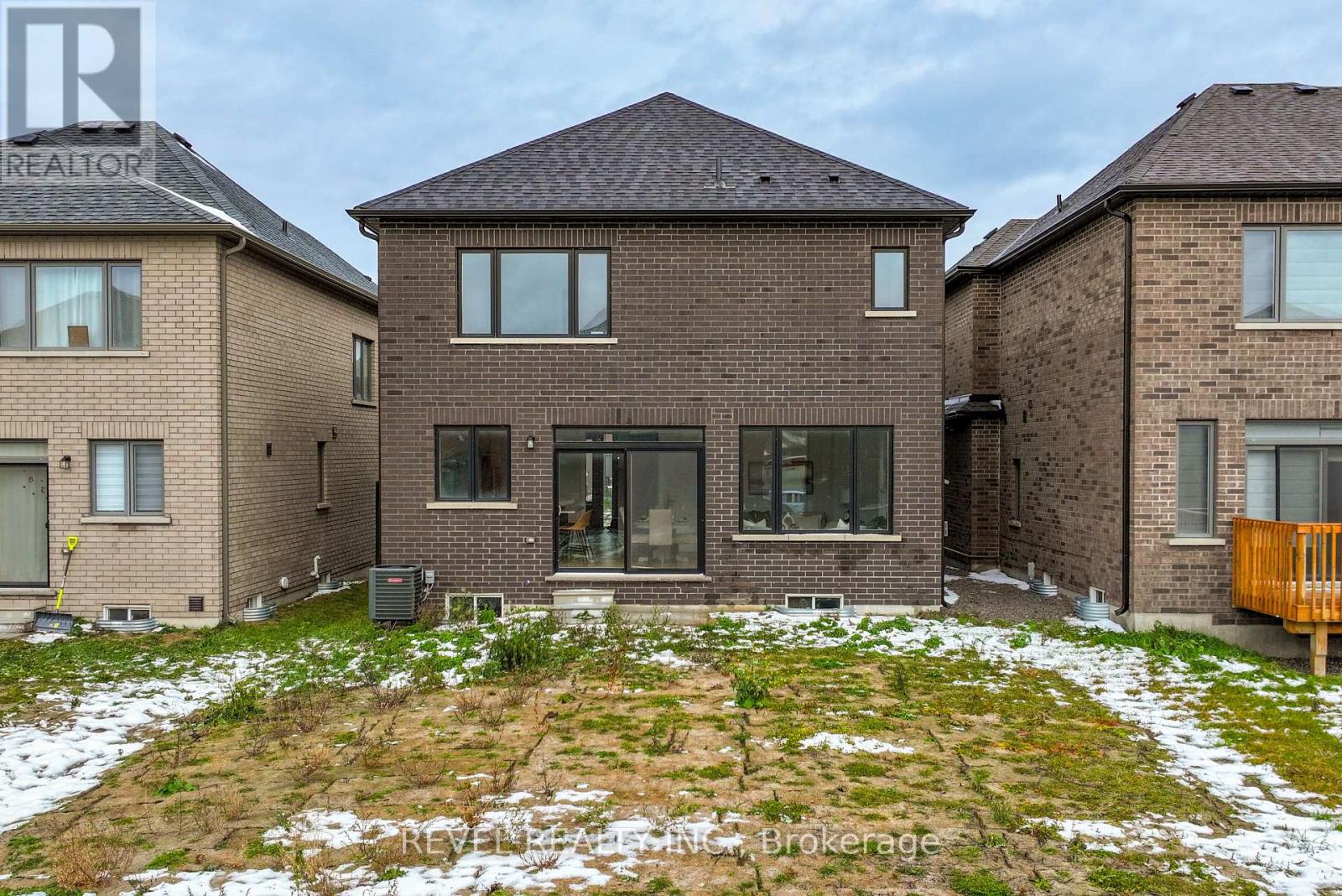 47 Corley Street, Kawartha Lakes, Ontario  K9V 6C2 - Photo 45 - X12791140