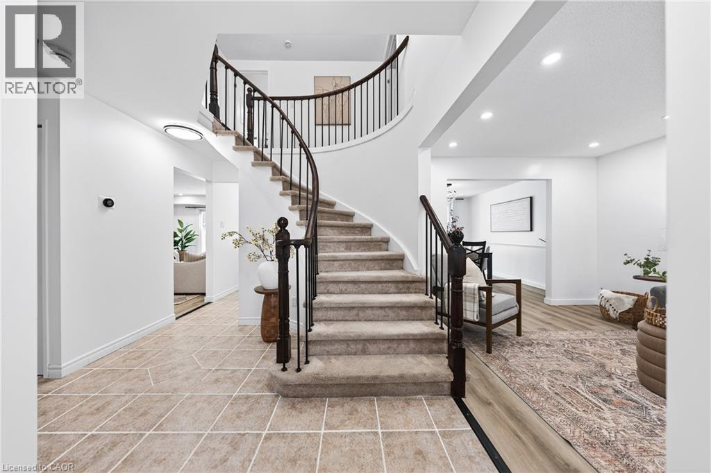 243 Highview Drive, Kitchener, Ontario  N2N 2K3 - Photo 4 - 40803880