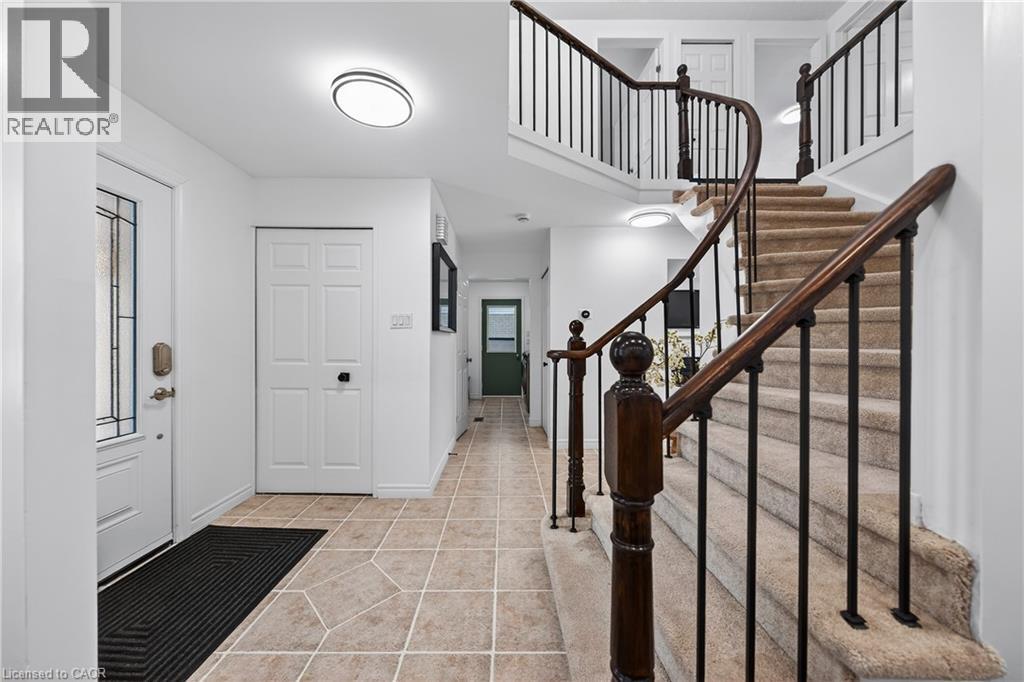 243 Highview Drive, Kitchener, Ontario  N2N 2K3 - Photo 5 - 40803880