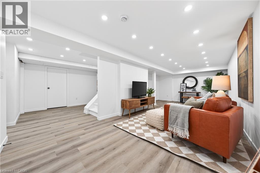 243 Highview Drive, Kitchener, Ontario  N2N 2K3 - Photo 36 - 40803880