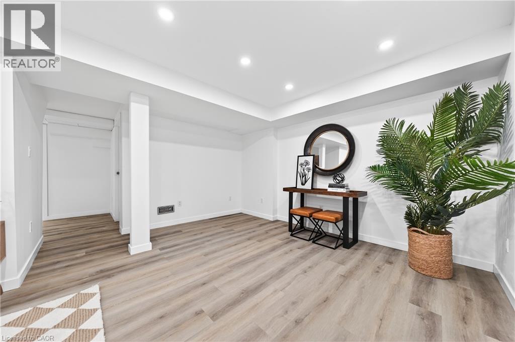 243 Highview Drive, Kitchener, Ontario  N2N 2K3 - Photo 37 - 40803880