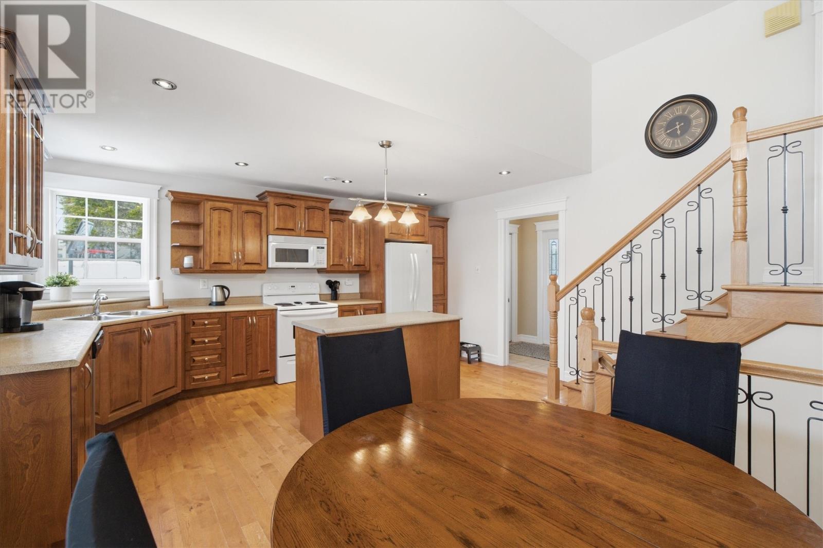 8 Forest River Road, Torbay, Newfoundland & Labrador  A1K 0B2 - Photo 5 - 1294584