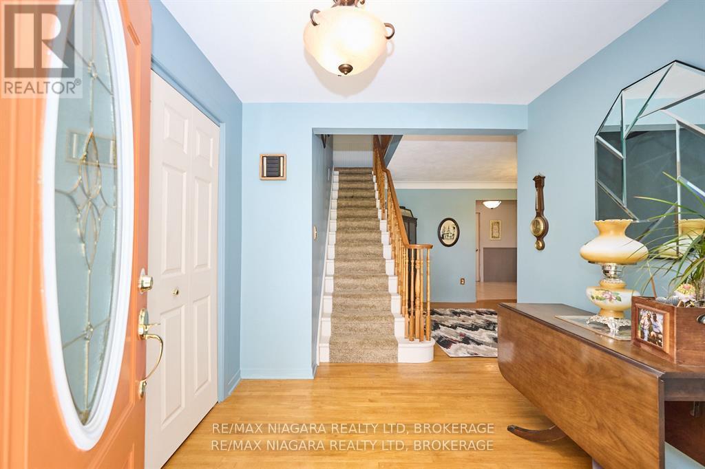 7060 Garner Road, Niagara Falls, Ontario  L2E 6S4 - Photo 18 - X12791158