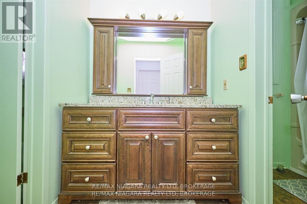 7060 Garner Road, Niagara Falls, Ontario  L2E 6S4 - Photo 35 - X12791158