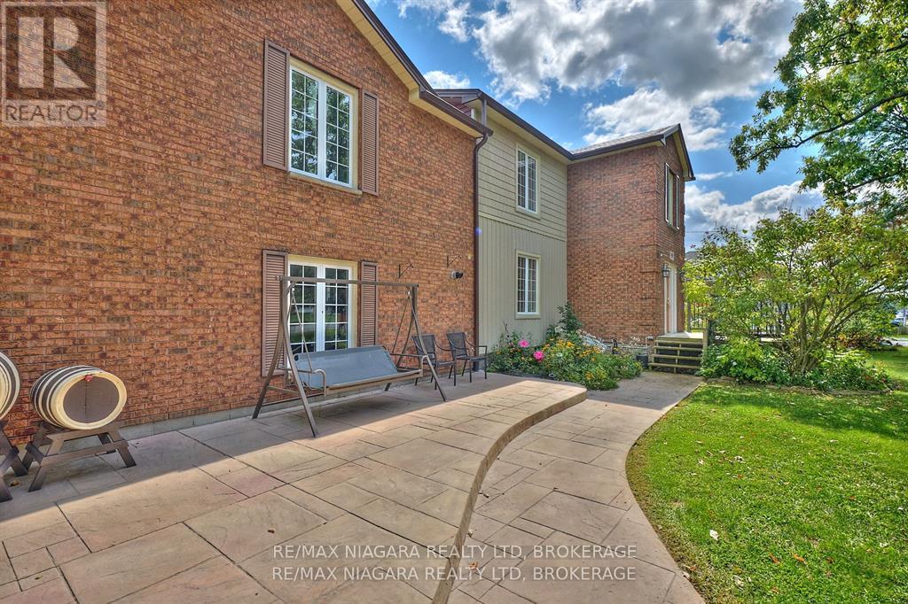 7060 Garner Road, Niagara Falls, Ontario  L2E 6S4 - Photo 4 - X12791158