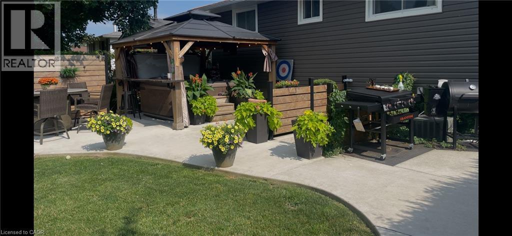 Photo 3 of 50 for 50 Patience Crescent