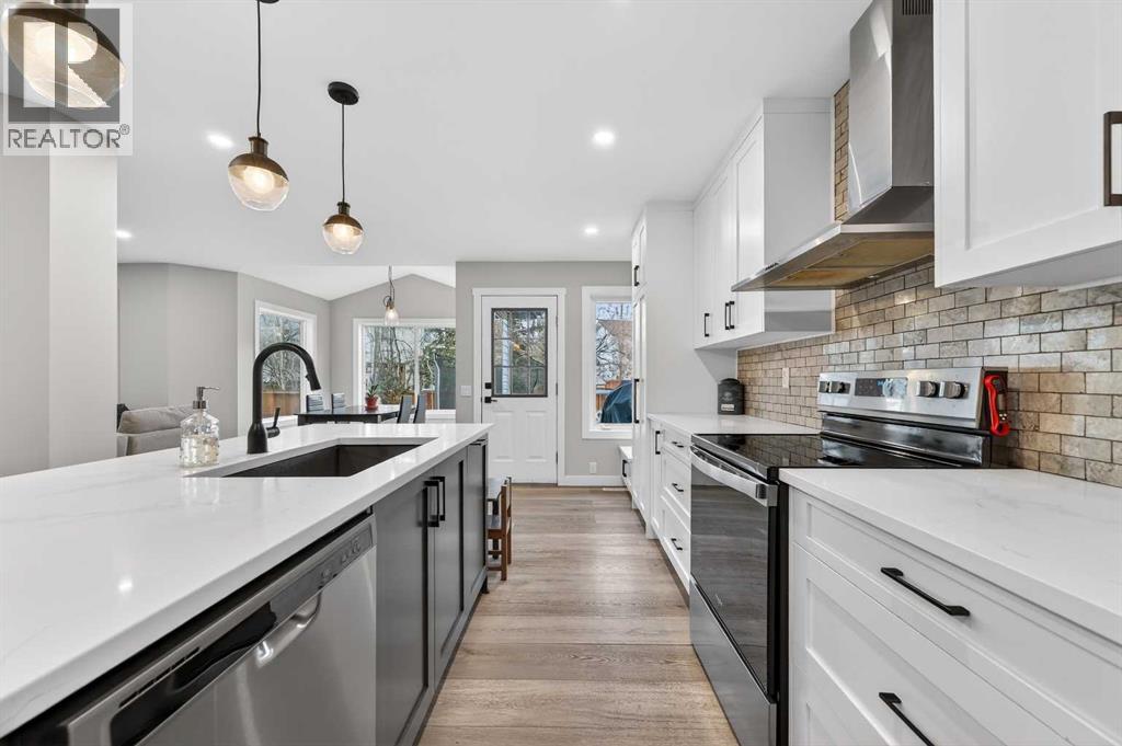 1764 Douglas Glen Grove Se, Calgary, Alberta  T2Z 3A6 - Photo 10 - A2285524