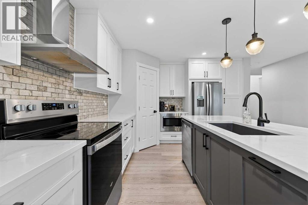 1764 Douglas Glen Grove Se, Calgary, Alberta  T2Z 3A6 - Photo 9 - A2285524