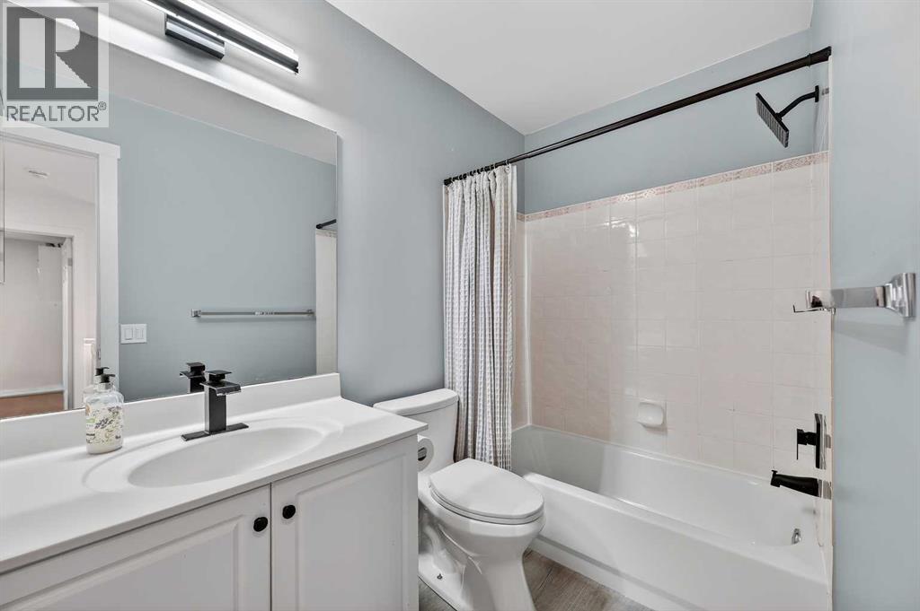 1764 Douglas Glen Grove Se, Calgary, Alberta  T2Z 3A6 - Photo 31 - A2285524