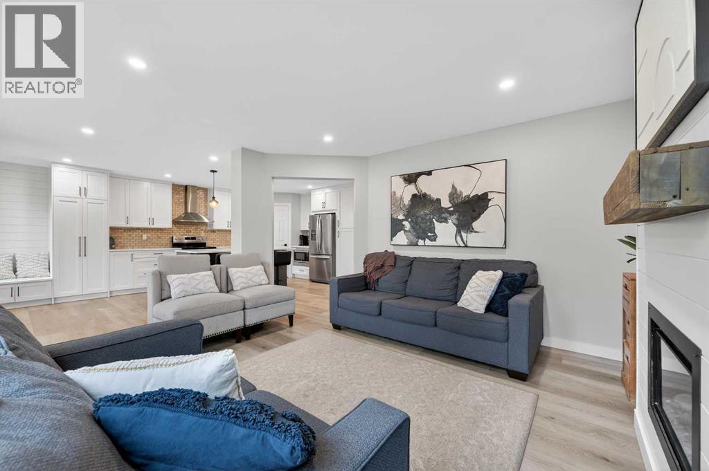 1764 Douglas Glen Grove Se, Calgary, Alberta  T2Z 3A6 - Photo 17 - A2285524