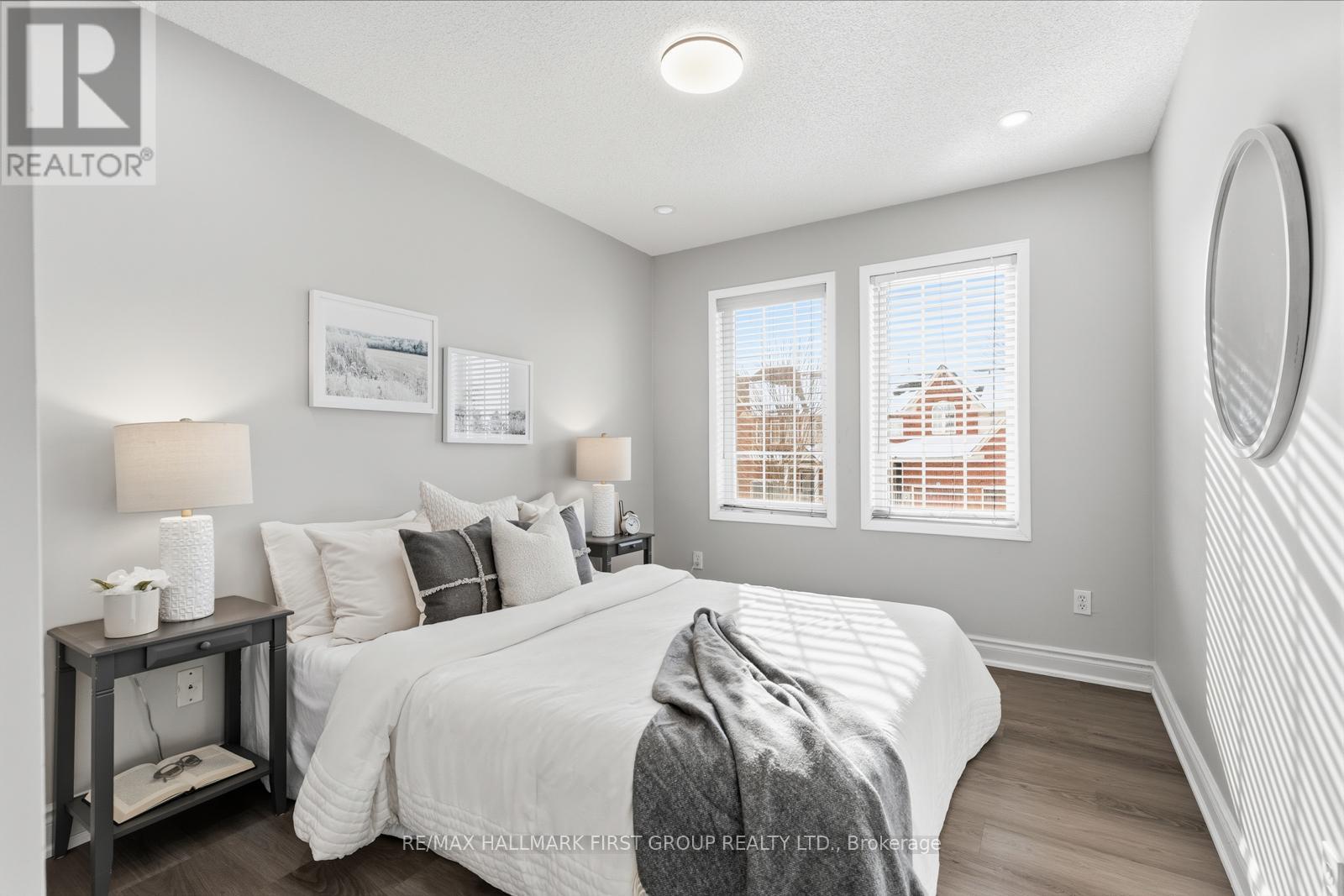 52 Playfair Road, Whitby, Ontario  L1N 9S6 - Photo 17 - E12791134