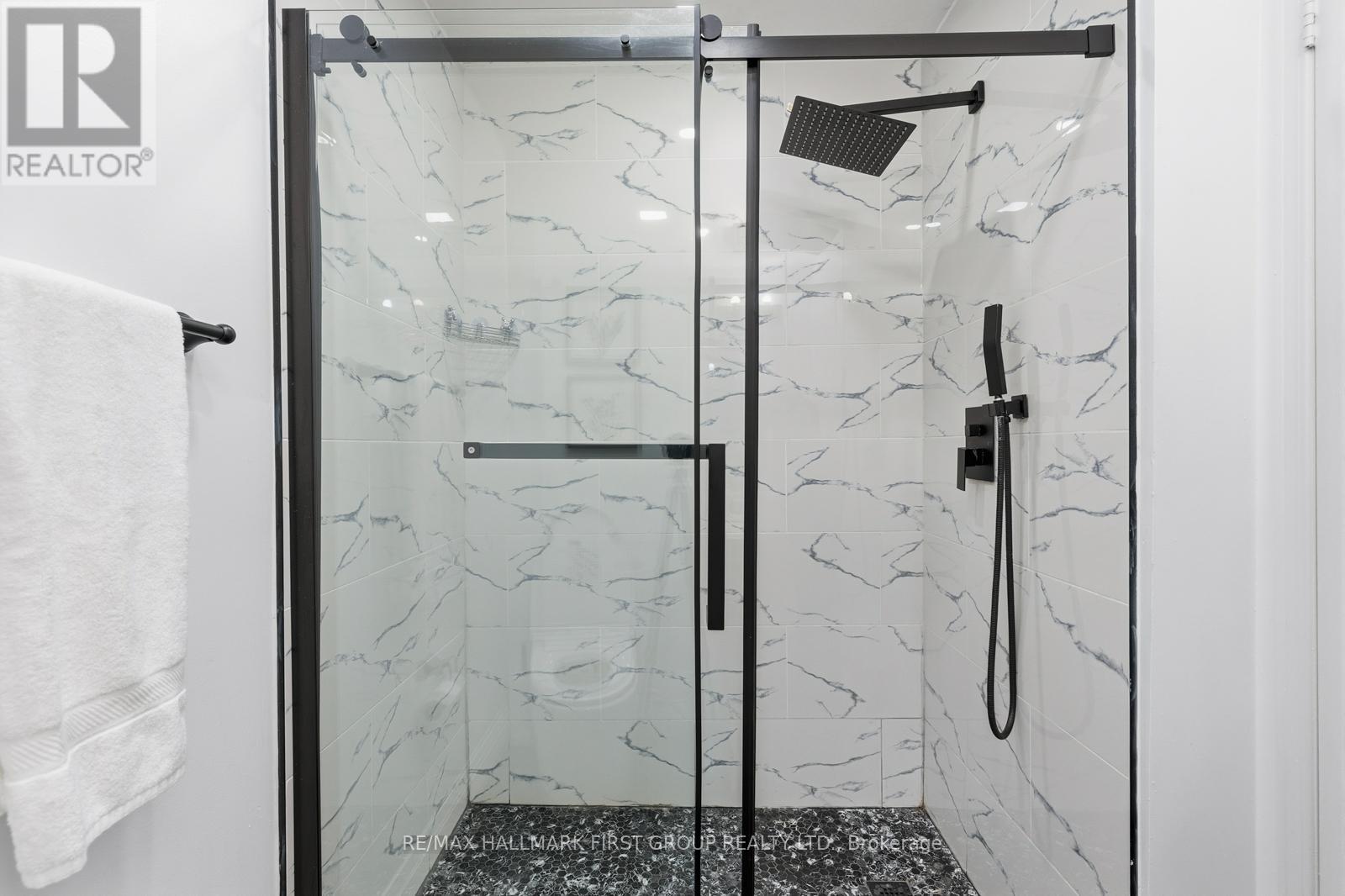 52 Playfair Road, Whitby, Ontario  L1N 9S6 - Photo 19 - E12791134