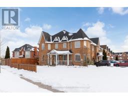 52 PLAYFAIR ROAD, Whitby, Ontario