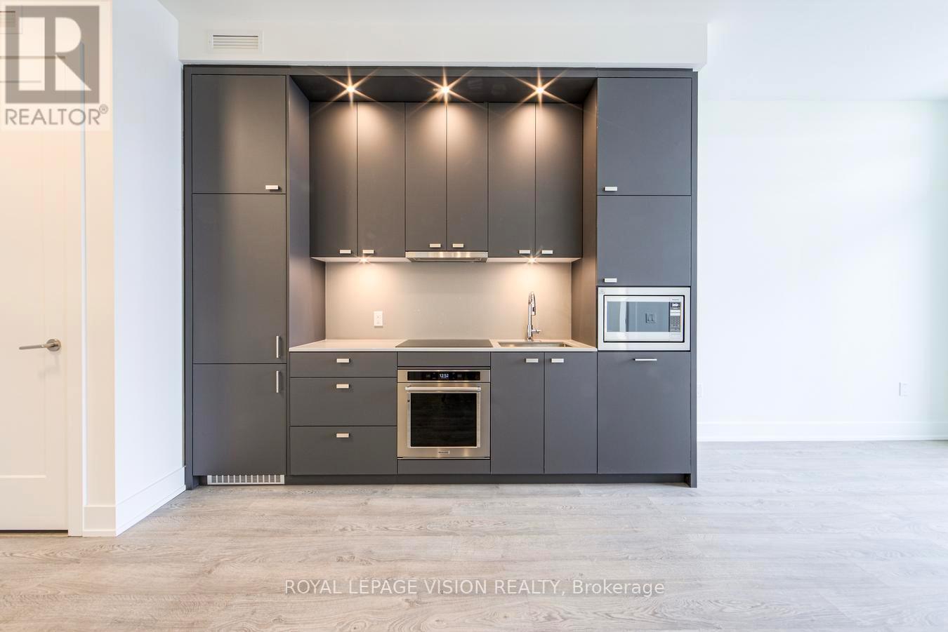 208 - 858 Dupont Street, Toronto, Ontario  M6G 0C1 - Photo 10 - W12757488