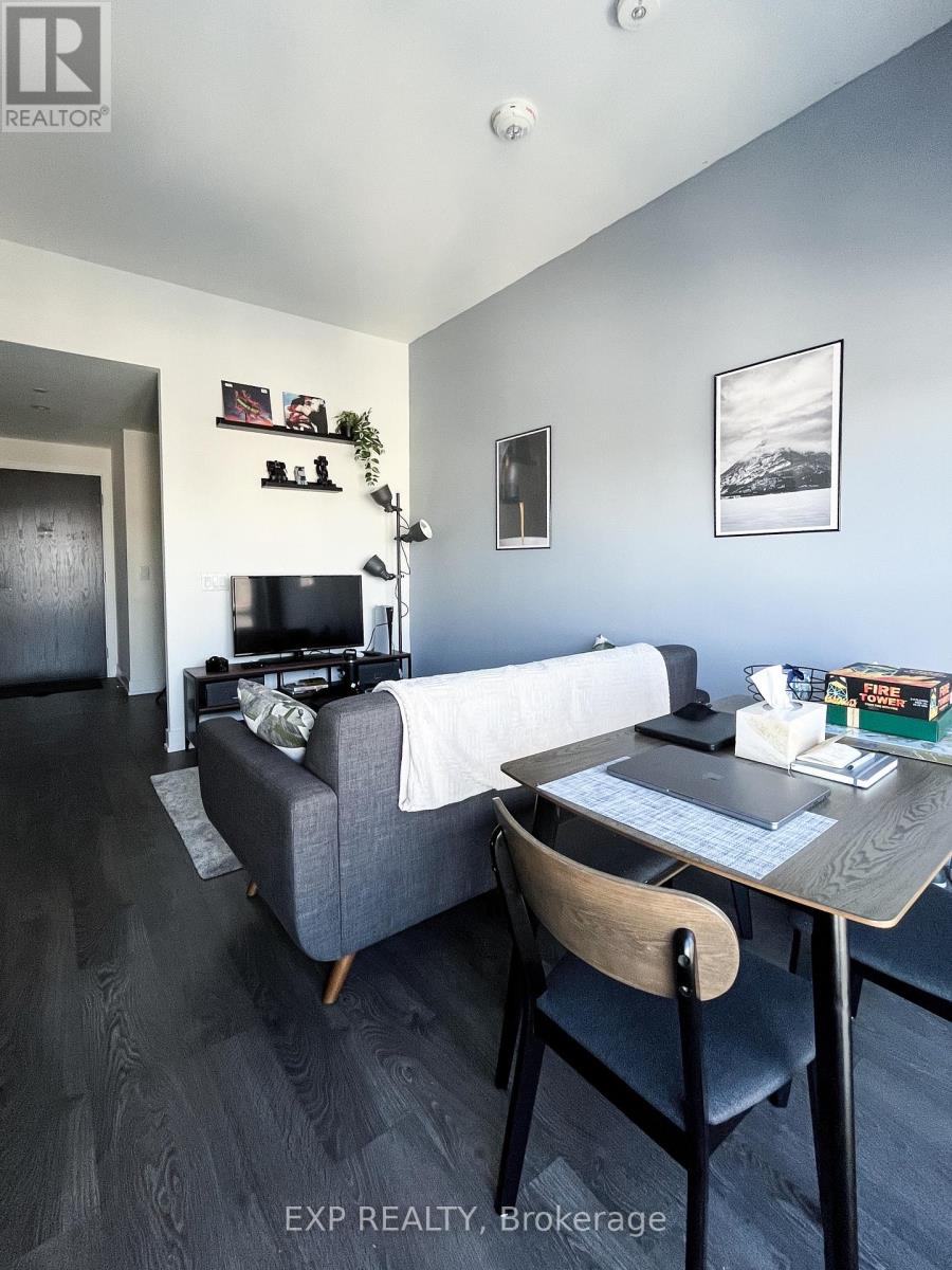 5 Mabelle Avenue, Toronto, Ontario  M9A 0C8 - Photo 11 - W12791148