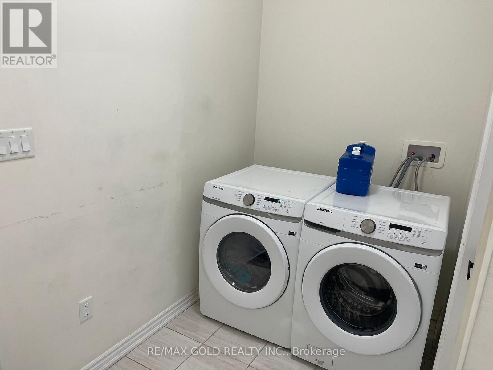 537 Veterans Drive, Brampton, Ontario  L7A 5A6 - Photo 20 - W12791166