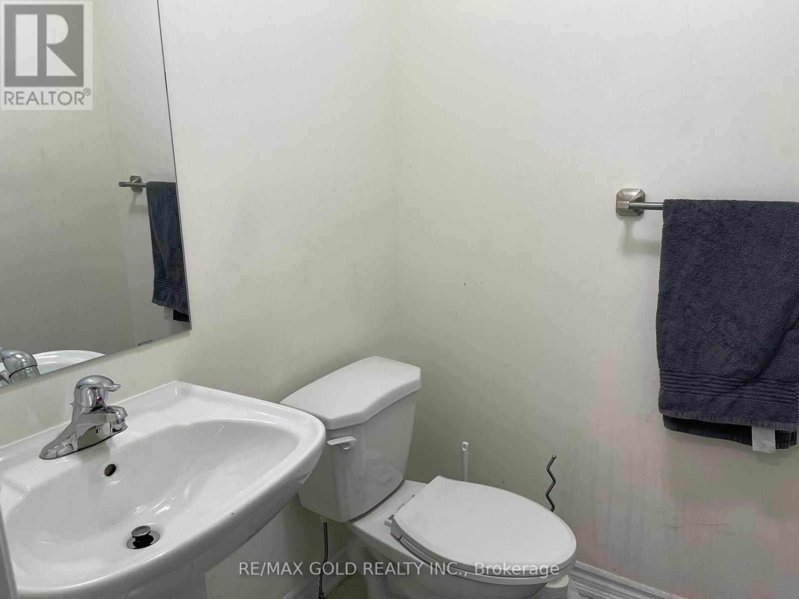 537 Veterans Drive, Brampton, Ontario  L7A 5A6 - Photo 26 - W12791166