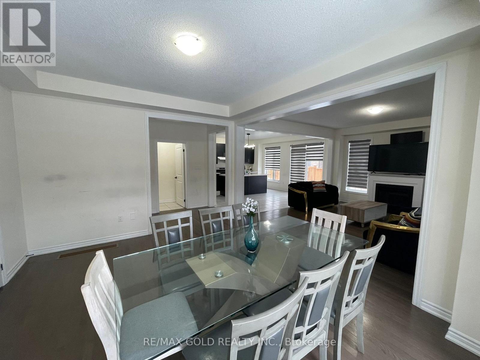 537 Veterans Drive, Brampton, Ontario  L7A 5A6 - Photo 28 - W12791166