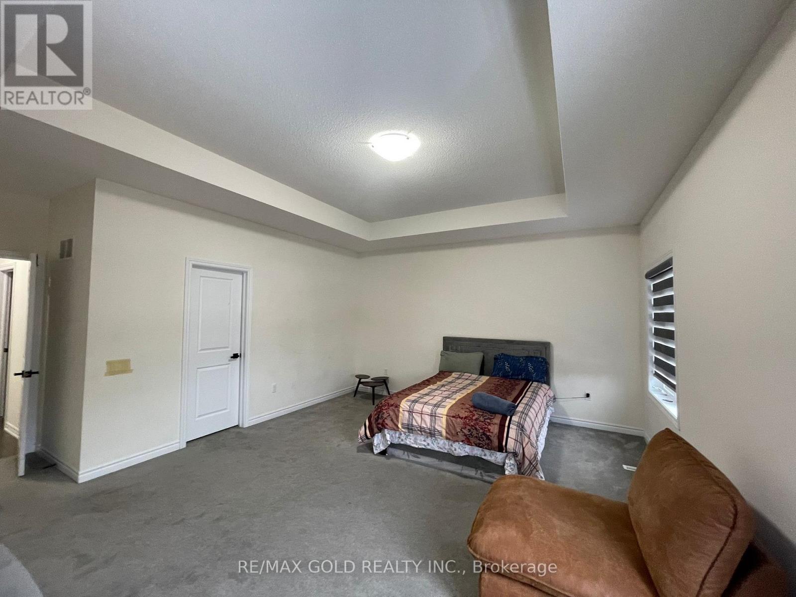 537 Veterans Drive, Brampton, Ontario  L7A 5A6 - Photo 30 - W12791166