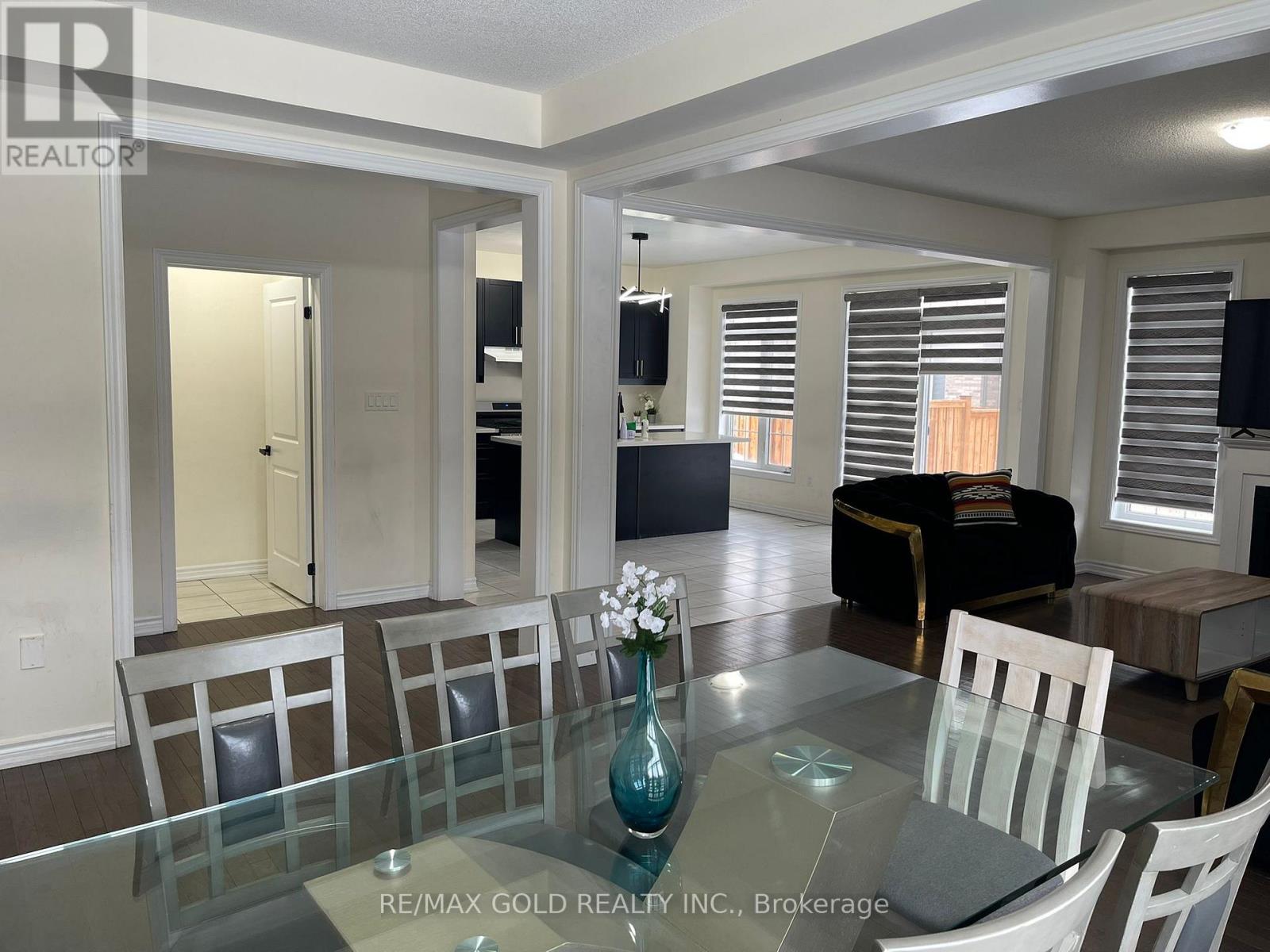 537 Veterans Drive, Brampton, Ontario  L7A 5A6 - Photo 38 - W12791166