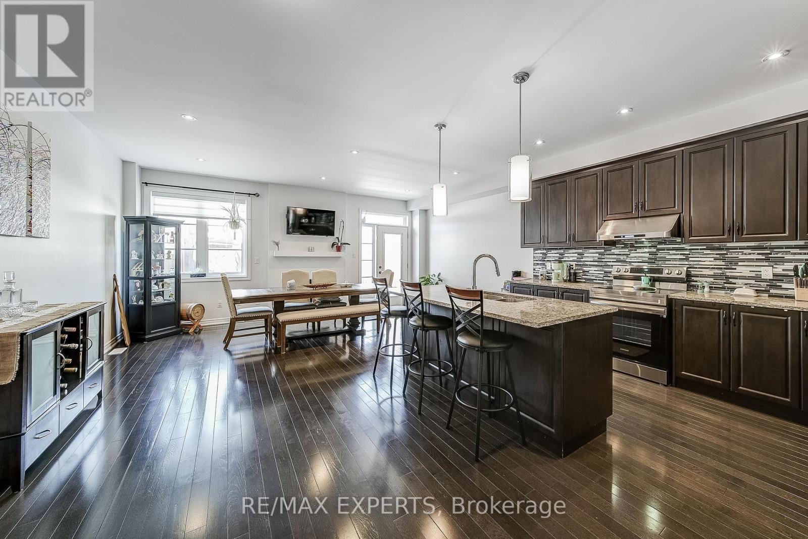 60 Humbershed Crescent, Caledon, Ontario  L7E 2X4 - Photo 12 - W12791174