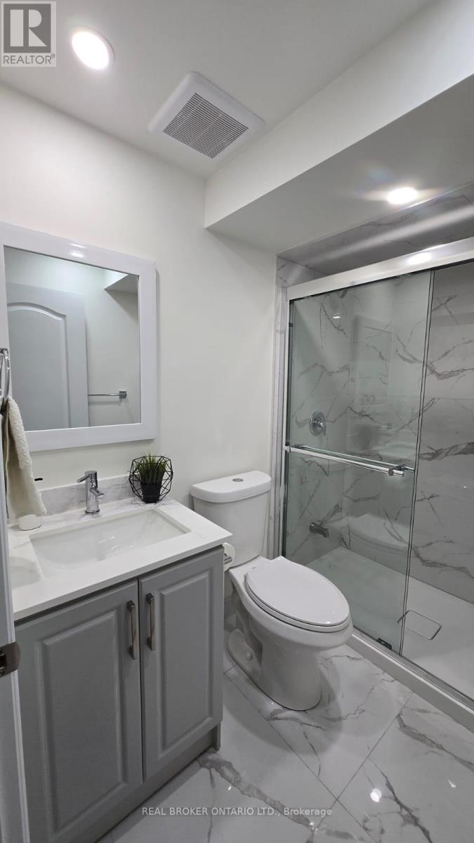 16 Jemima Road S, Brampton, Ontario  L7A 4T2 - Photo 7 - W12770124