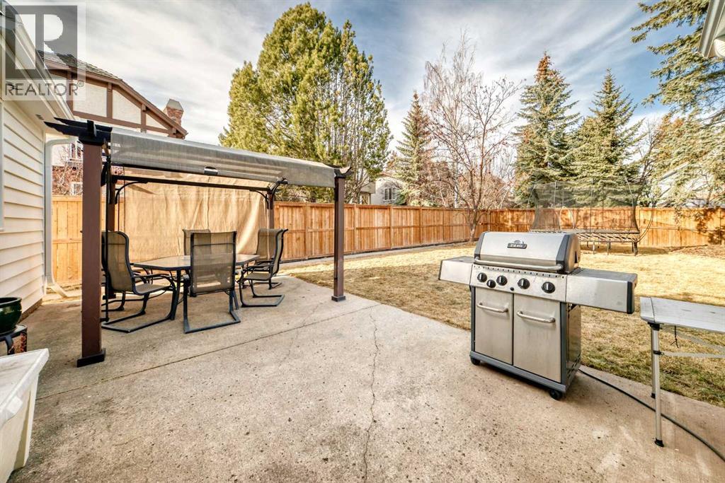 36 Stradbrooke Way Sw, Calgary, Alberta  T3H 1S5 - Photo 25 - A2283679