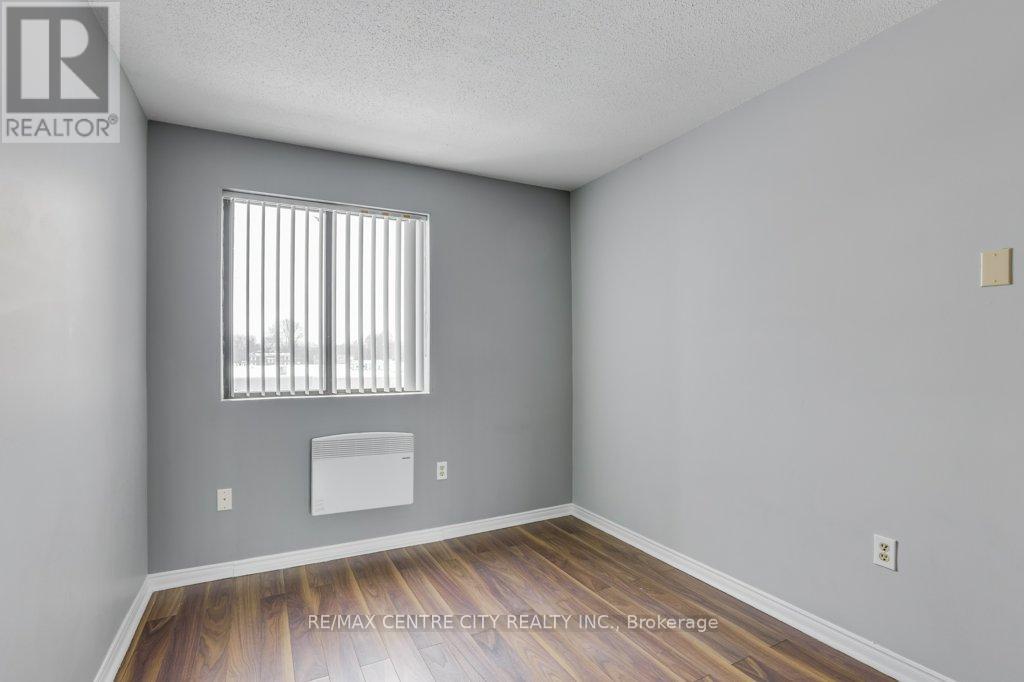 410 - 650 Cheapside Street, London East, Ontario  N5Y 5J8 - Photo 32 - X12791186