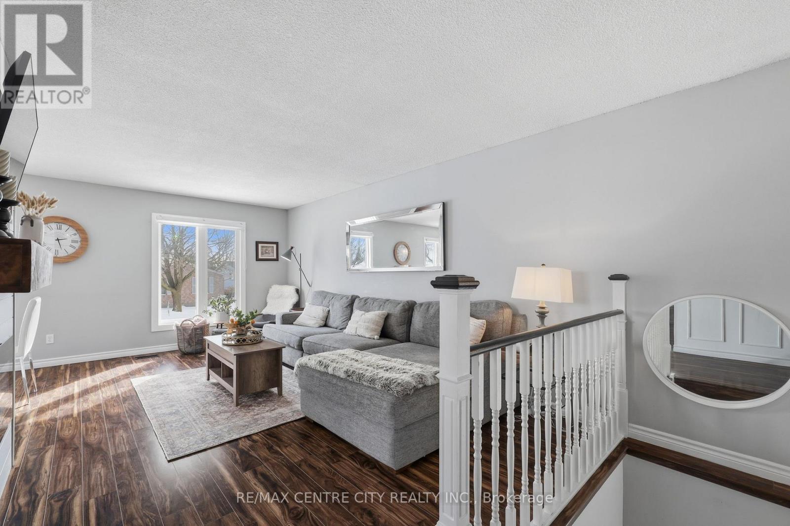 50 Patience Crescent, London South, Ontario  N6E 2K9 - Photo 5 - X12791194