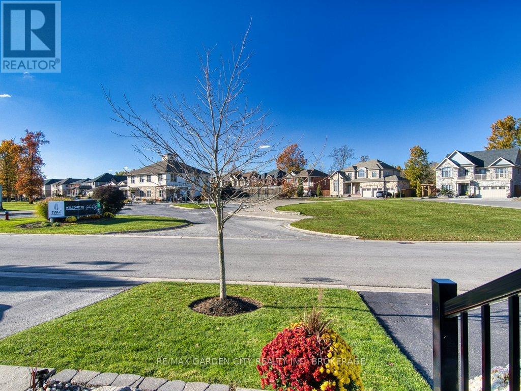 132 - 7506 Clubview Lane, Niagara Falls, Ontario  L2G 0A8 - Photo 3 - X12791176