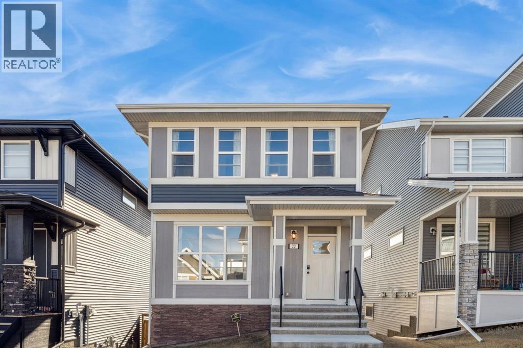 22 Precedence Glen, Cochrane, Alberta
