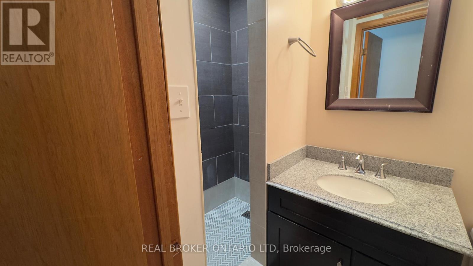 457 Wilkins Street, London South, Ontario  N6C 5B5 - Photo 21 - X12791220