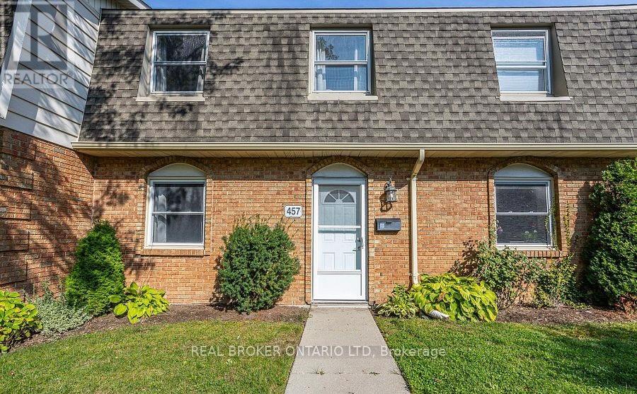 457 Wilkins Street, London South, Ontario  N6C 5B5 - Photo 3 - X12791220