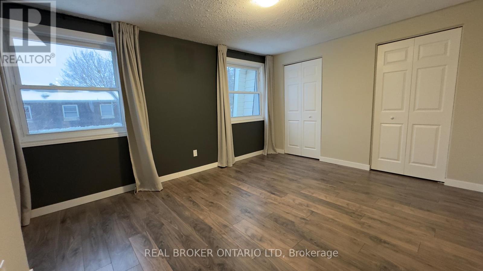 457 Wilkins Street, London South, Ontario  N6C 5B5 - Photo 4 - X12791220