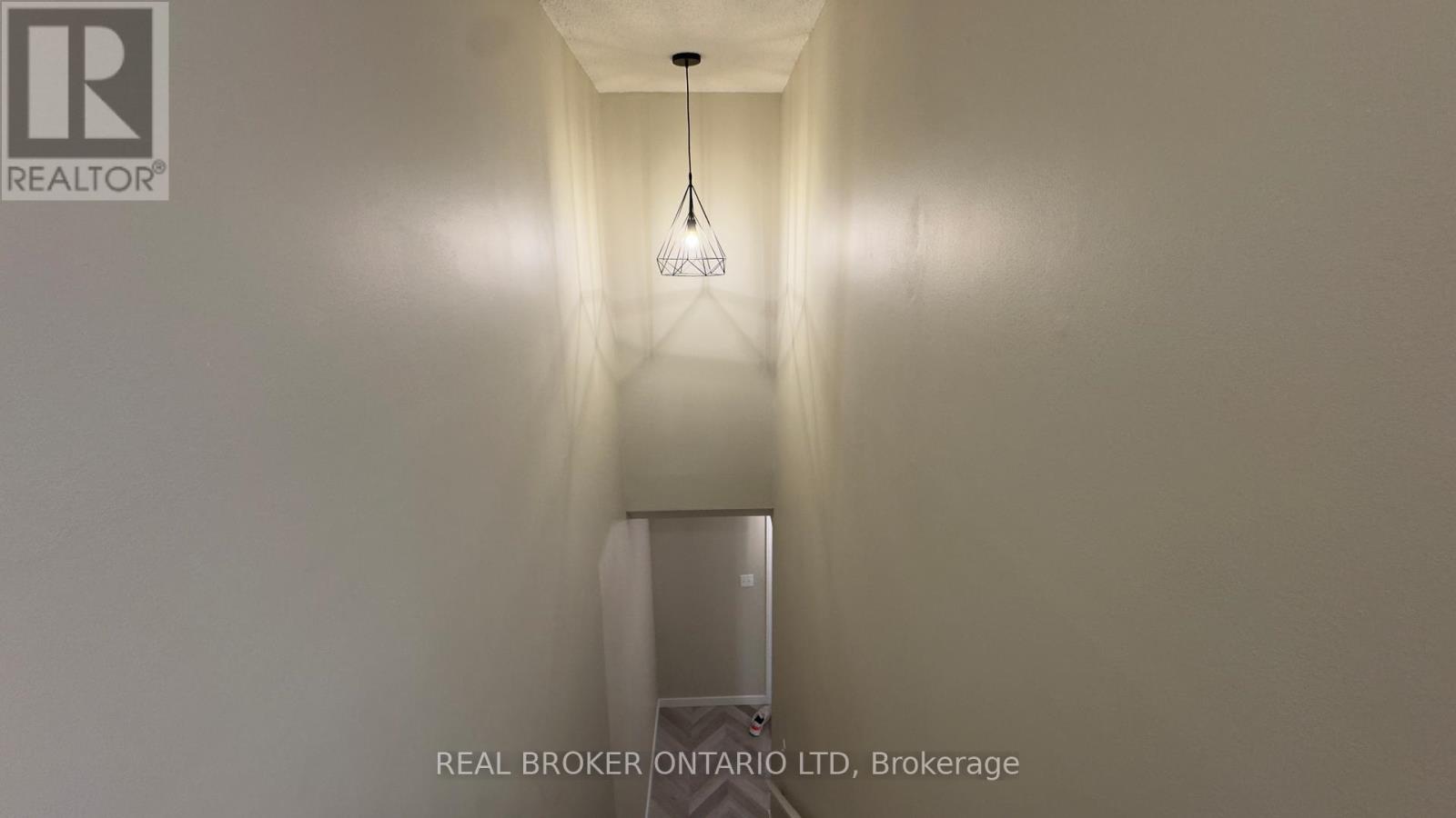 457 Wilkins Street, London South, Ontario  N6C 5B5 - Photo 9 - X12791220