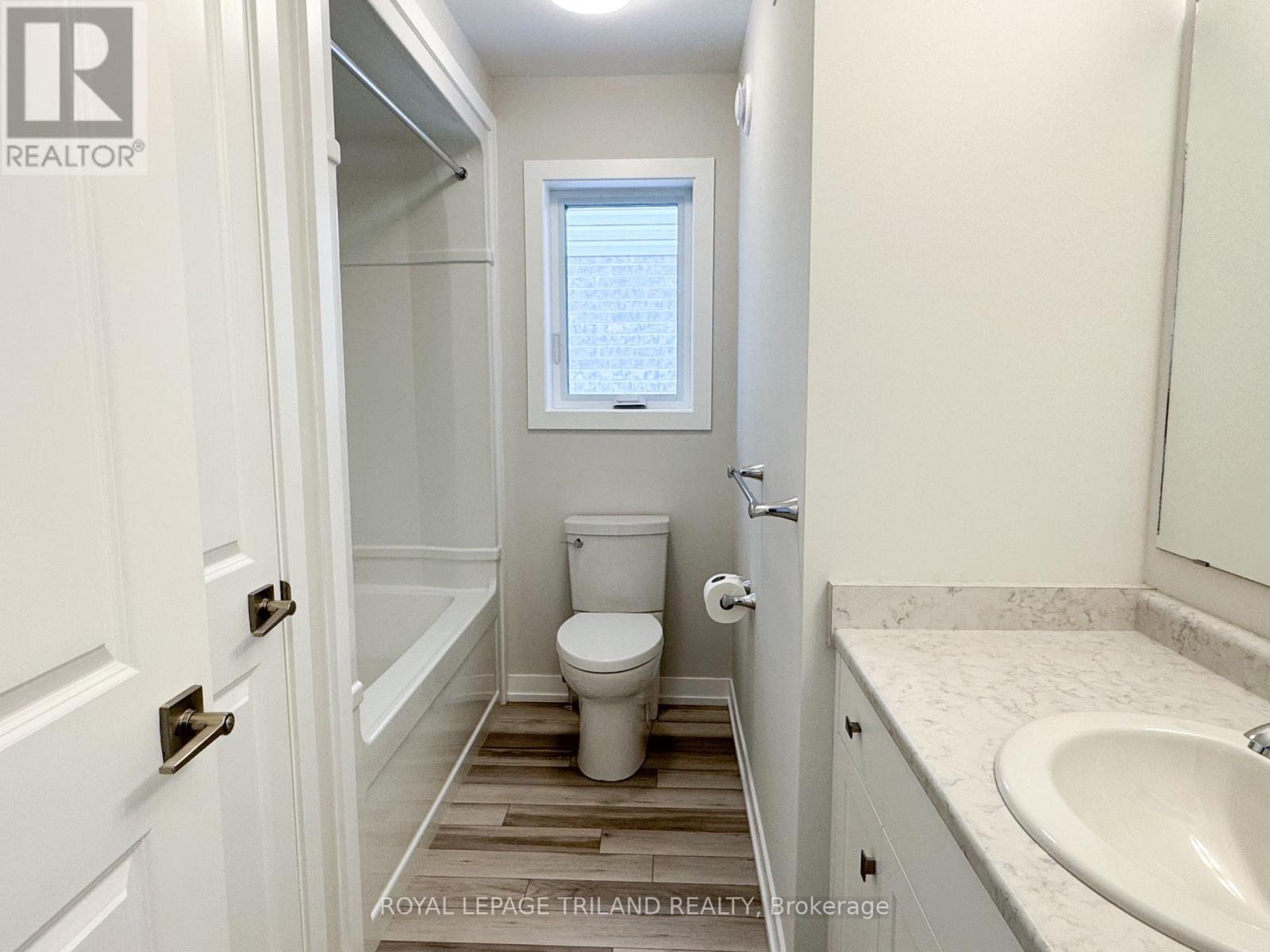 110 Styles Drive, St. Thomas, Ontario  N5R 0N8 - Photo 5 - X12791234