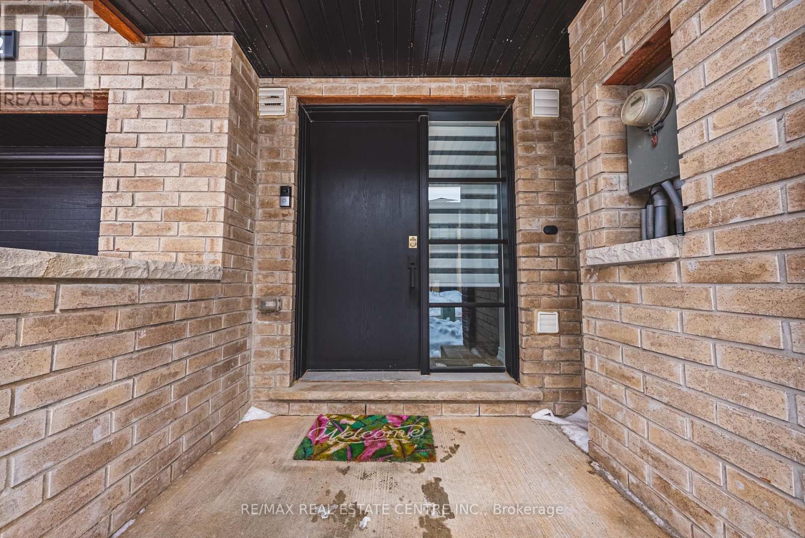 422 Athabasca Common S, Oakville, Ontario  L6H 0R5 - Photo 2 - W12789856