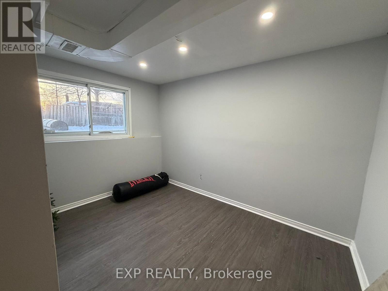 41 - 7001 Casey Street, Niagara Falls, Ontario  L2J 3G6 - Photo 10 - X12791208