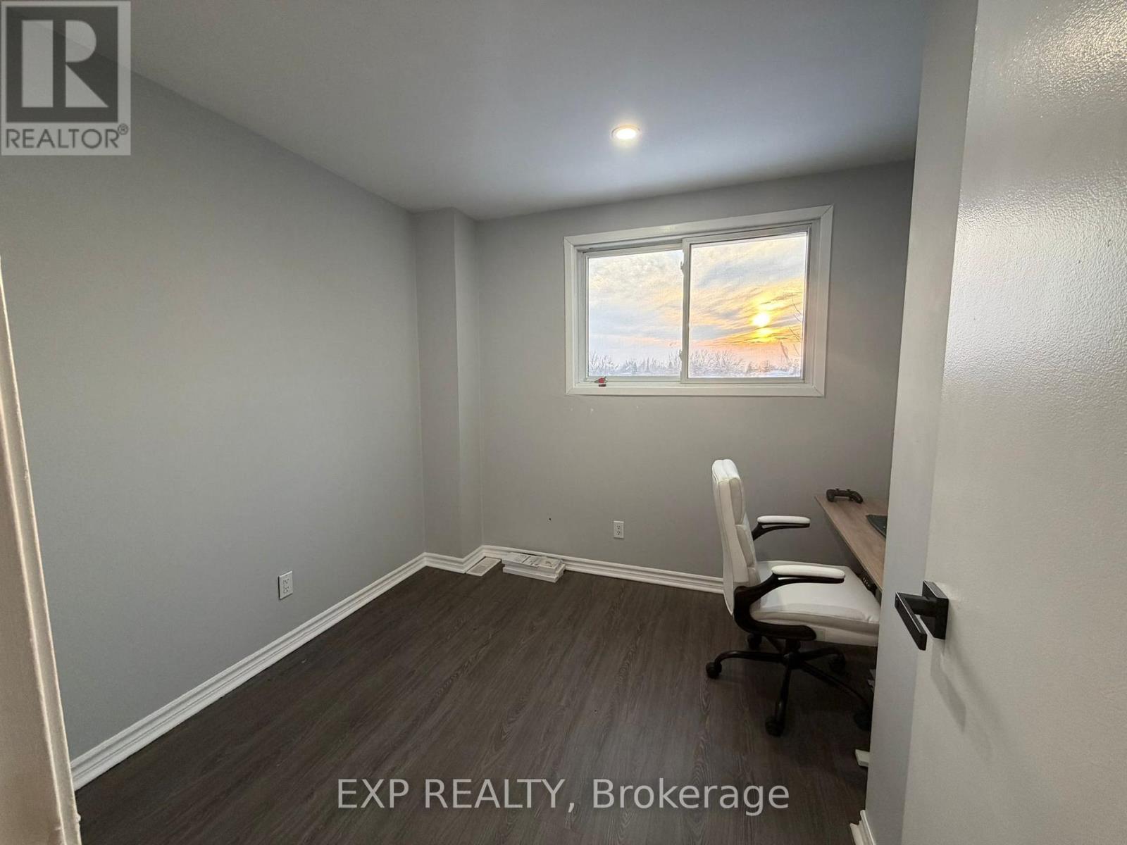 41 - 7001 Casey Street, Niagara Falls, Ontario  L2J 3G6 - Photo 11 - X12791208